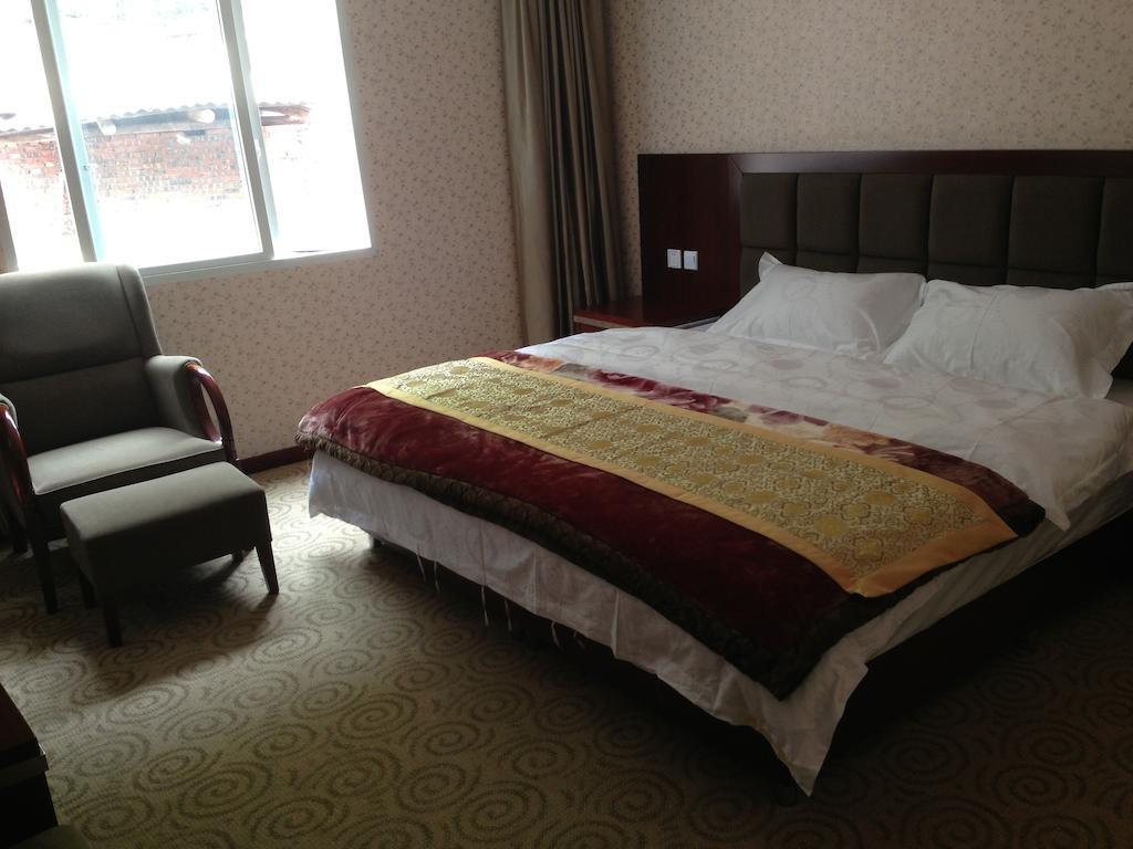 Jiuzhaigou Man Jiang Hong Hotel Дзиуджайгоу Стая снимка